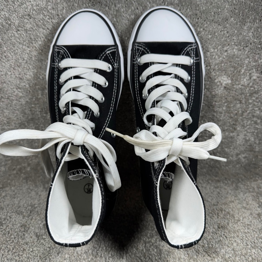 High Top Sneakers Black Canvas Lace Up Casual Shoes Rubber Sole Womens Size 7 - Picture 3 of 9